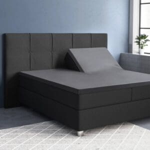 Verstelbaar bed in moderne slaapkamer.