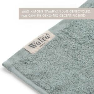 Groene handdoek van gerecycled katoen, 550 g/m².